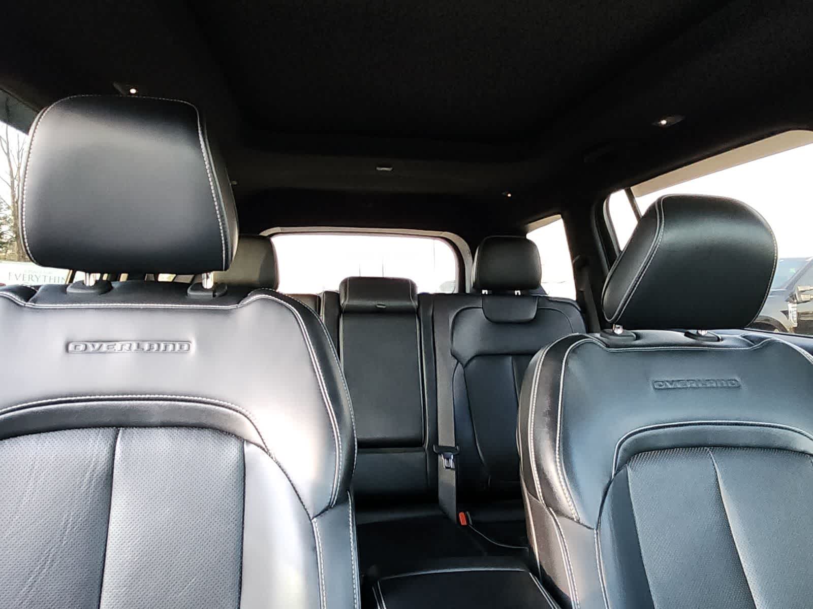 Thumbnail: 2022 Jeep Grand Cherokee L - 19