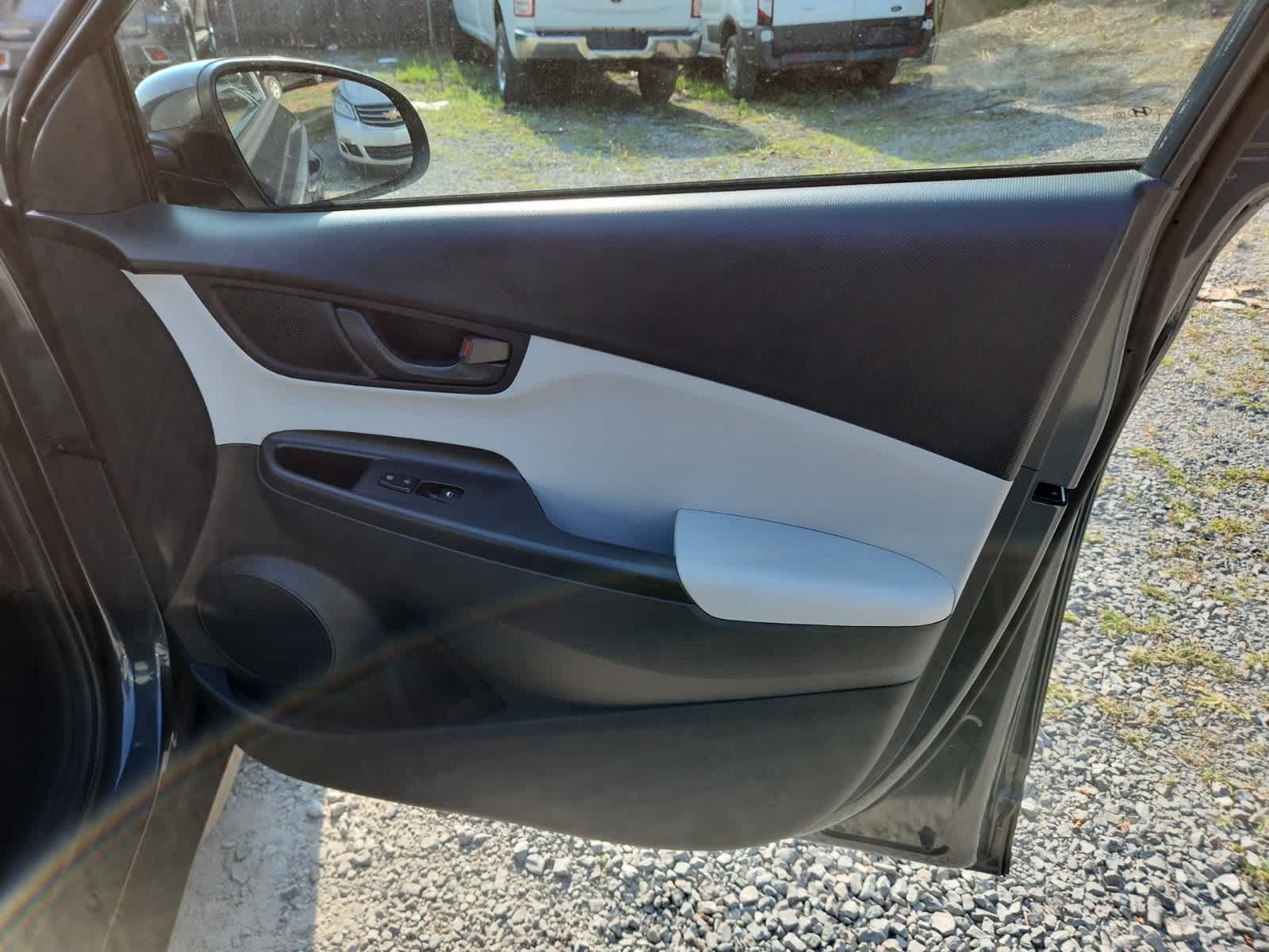 Thumbnail: 2022 Hyundai Kona - 22