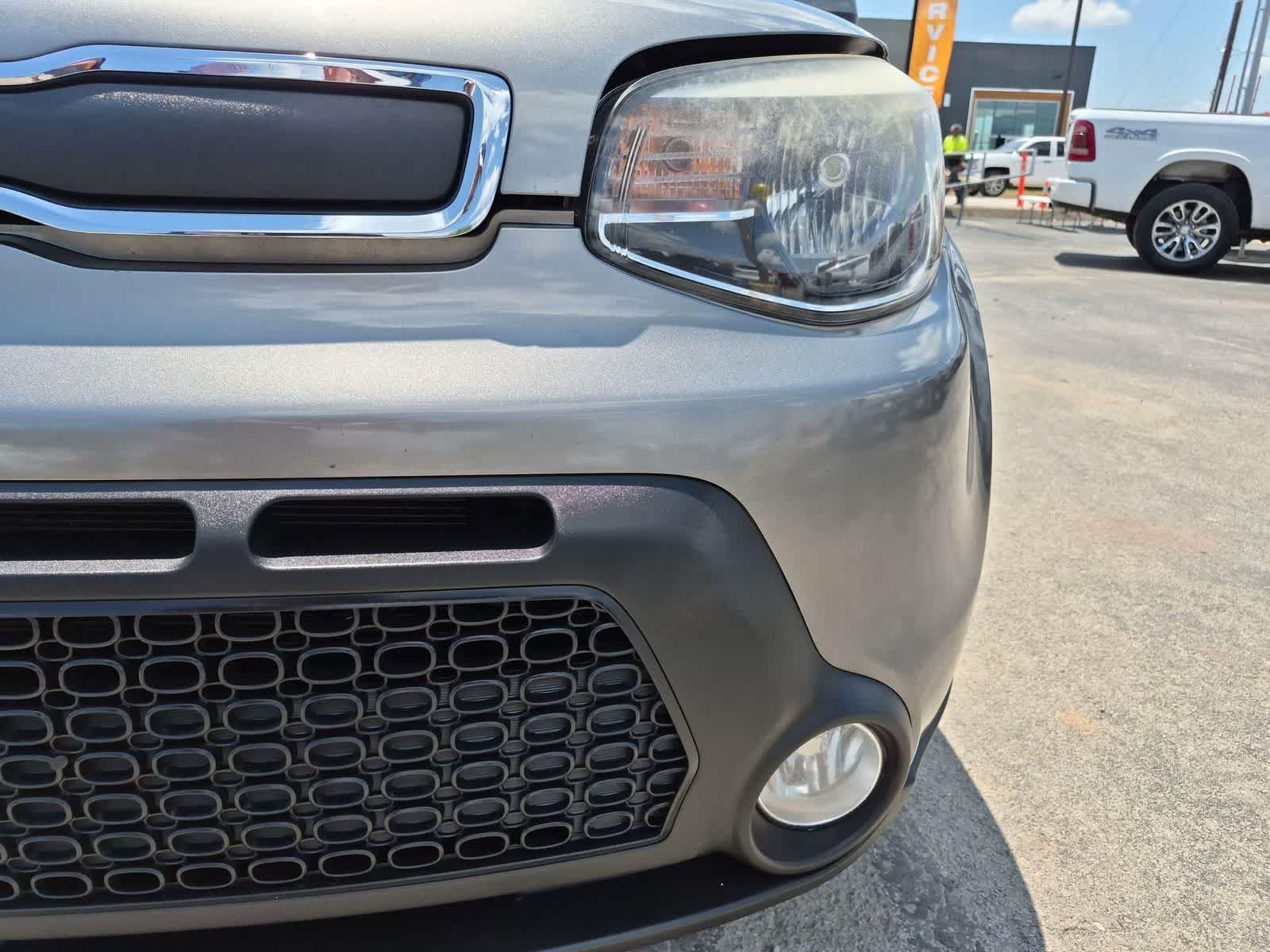 Thumbnail: 2015 Kia Soul - 11