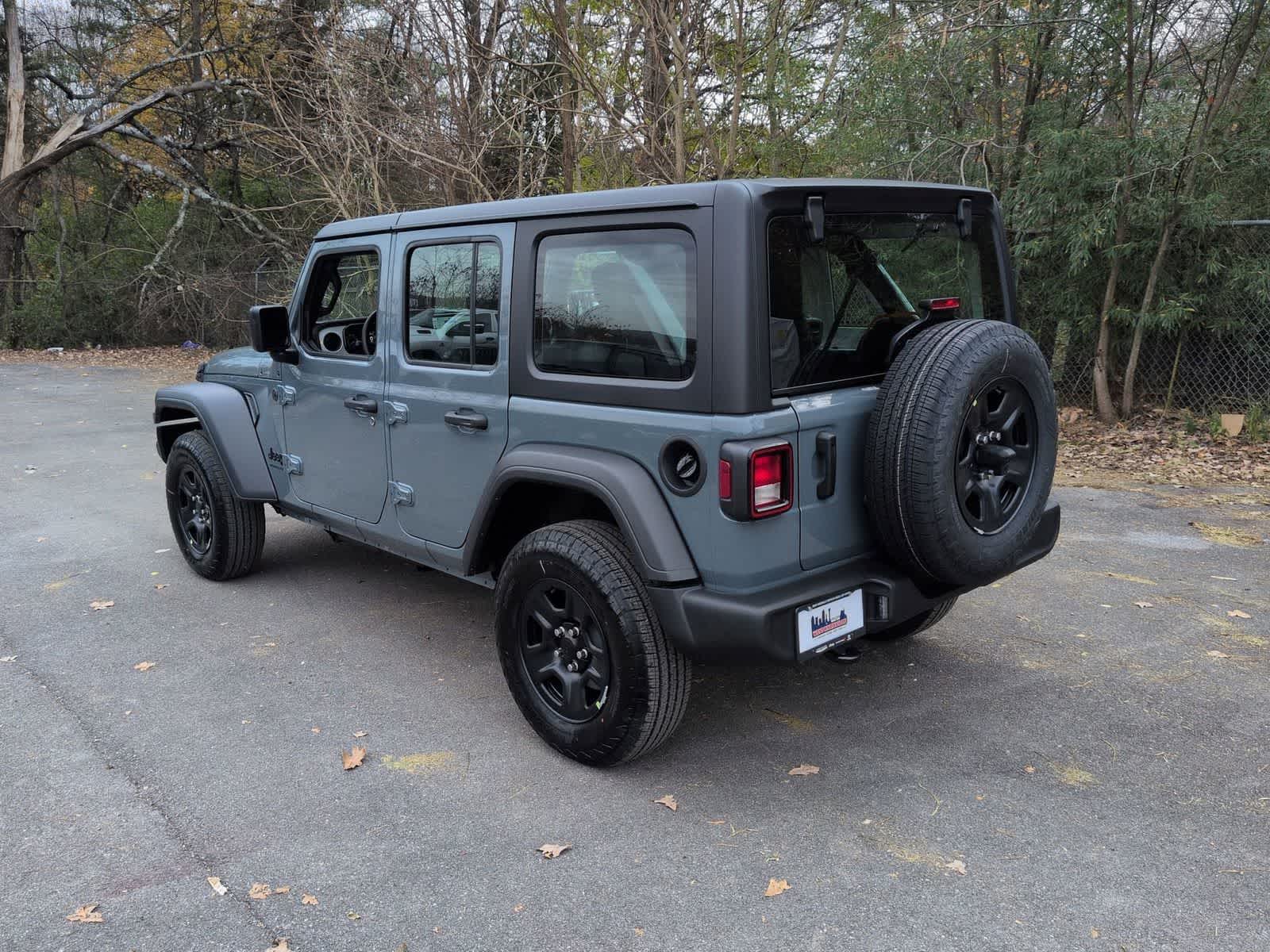 Thumbnail: 2026 Jeep Wrangler - 6