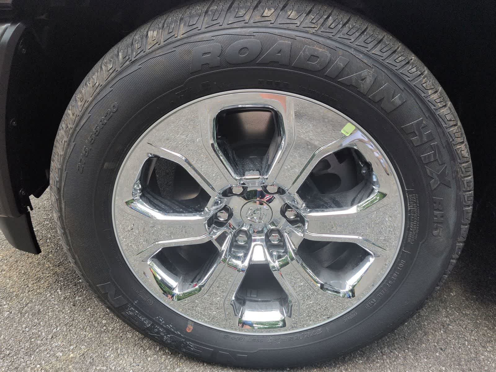 Thumbnail: 2026 RAM 1500 - 14