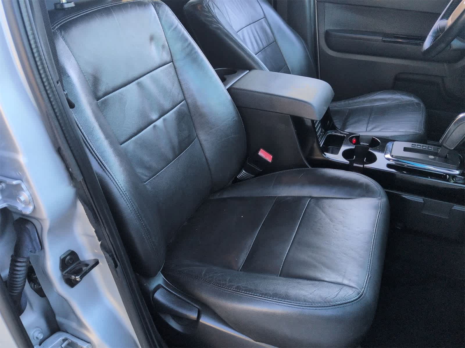 Thumbnail: 2012 Ford Escape - 20