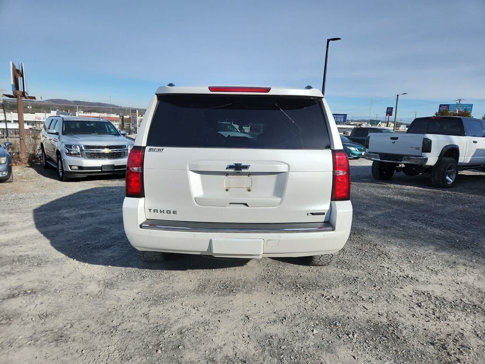 Thumbnail: 2017 Chevrolet Tahoe - 4