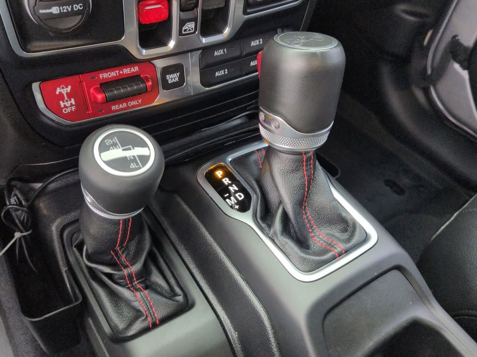 Thumbnail: 2019 Jeep Wrangler - 31