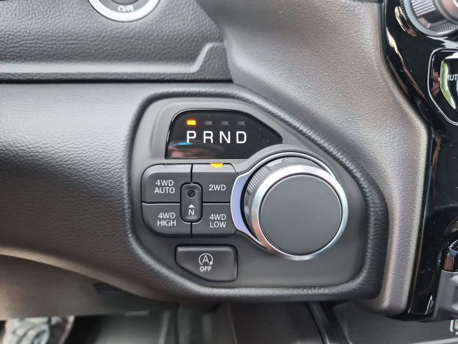 Thumbnail: 2026 RAM 1500 - 33