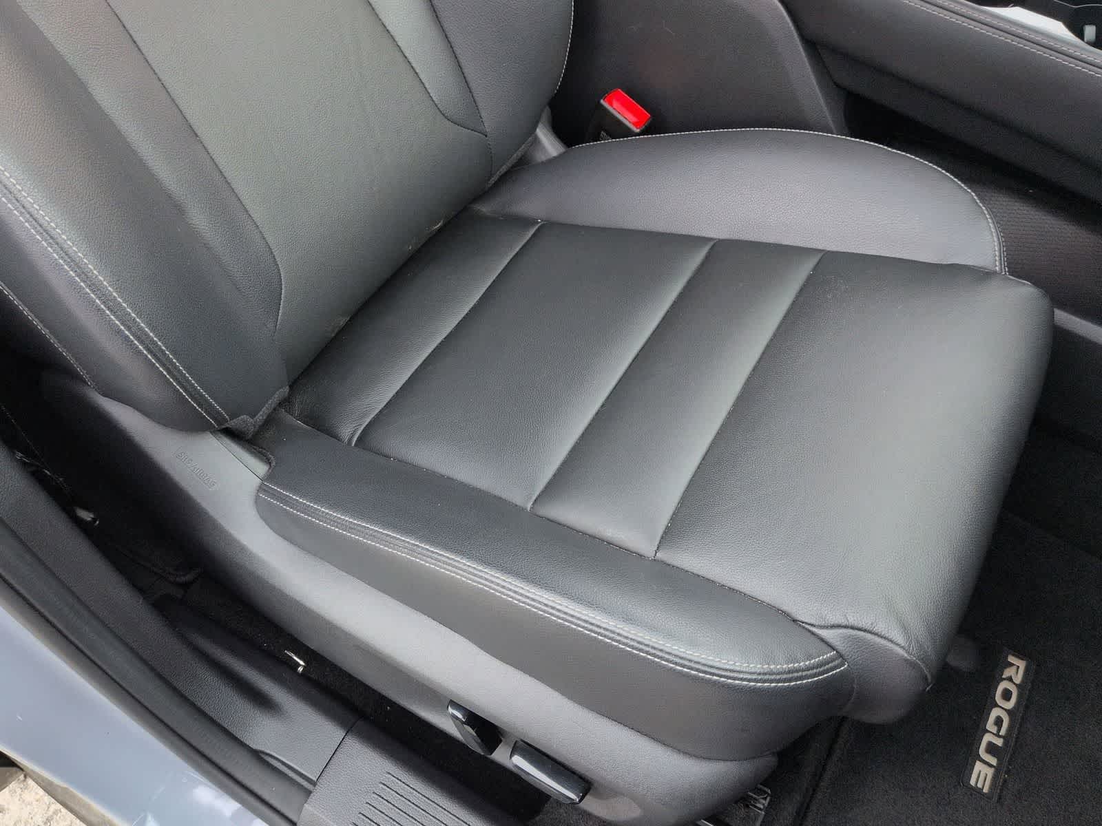 Thumbnail: 2021 Nissan Rogue - 21