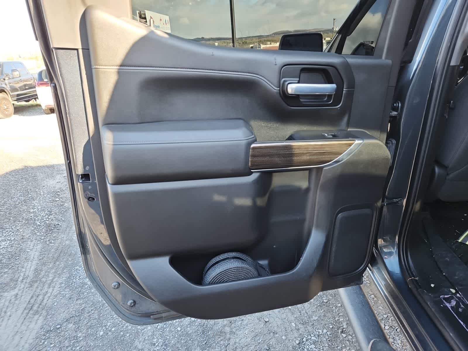 Thumbnail: 2021 Chevrolet Silverado 1500 - 26