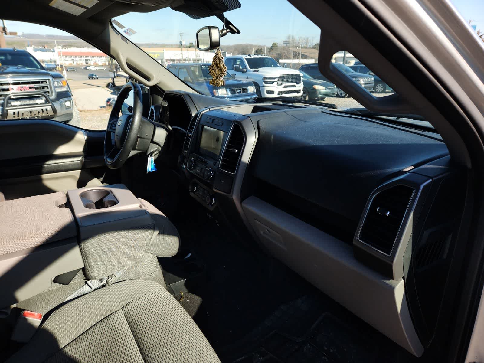 Thumbnail: 2019 Ford F-150 - 17