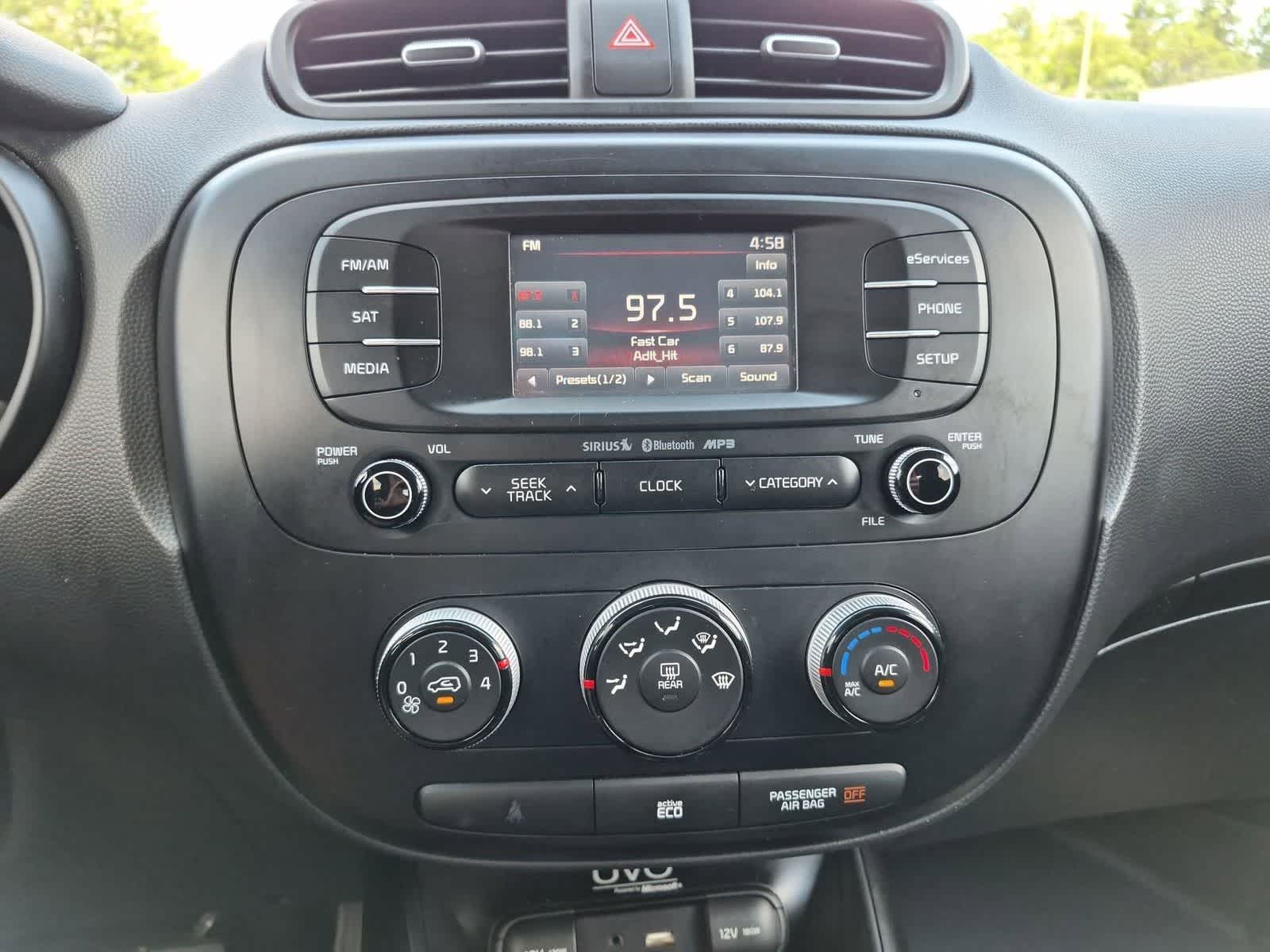 Thumbnail: 2015 Kia Soul - 27