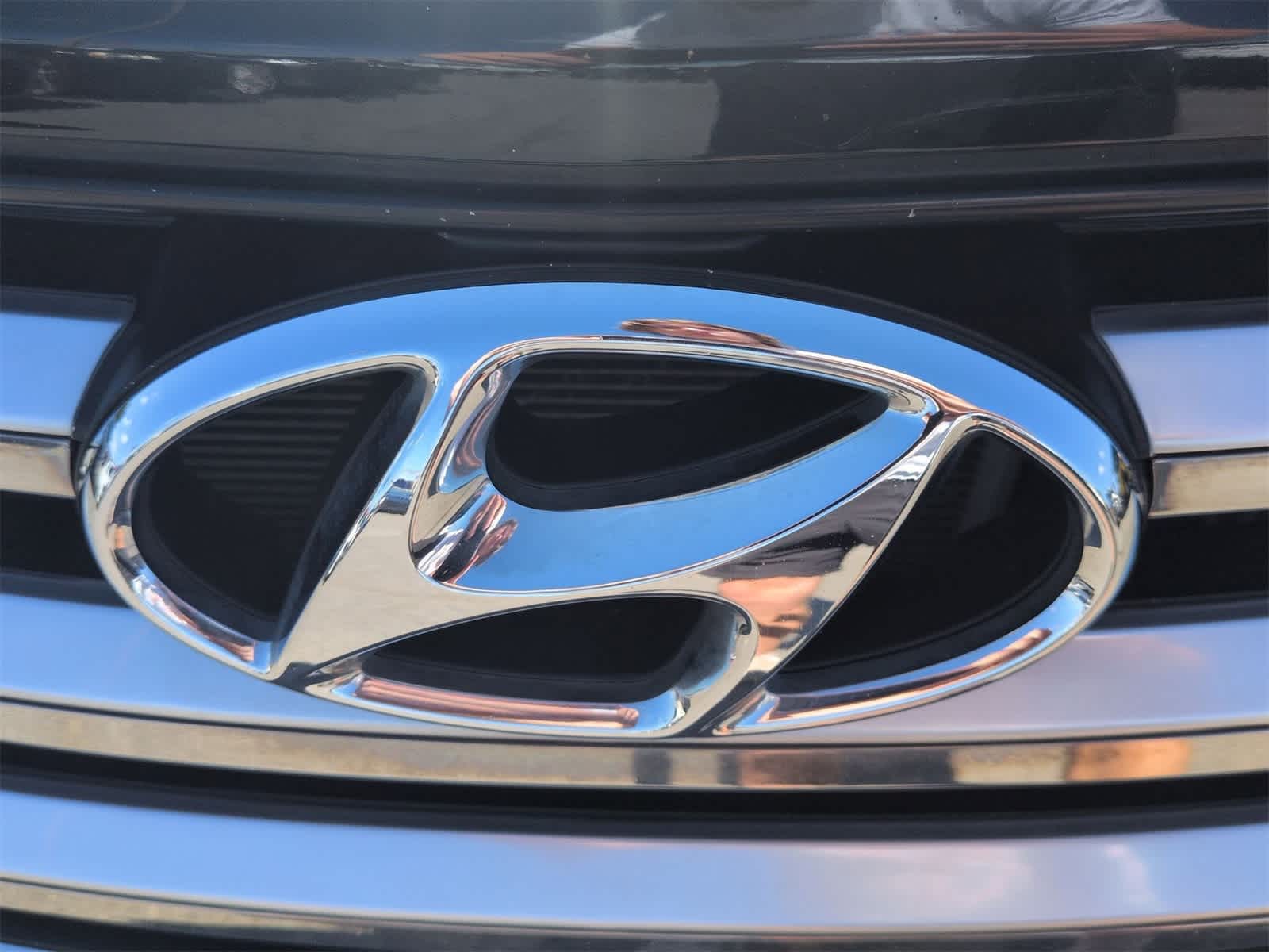 Thumbnail: 2016 Hyundai Santa Fe - 12