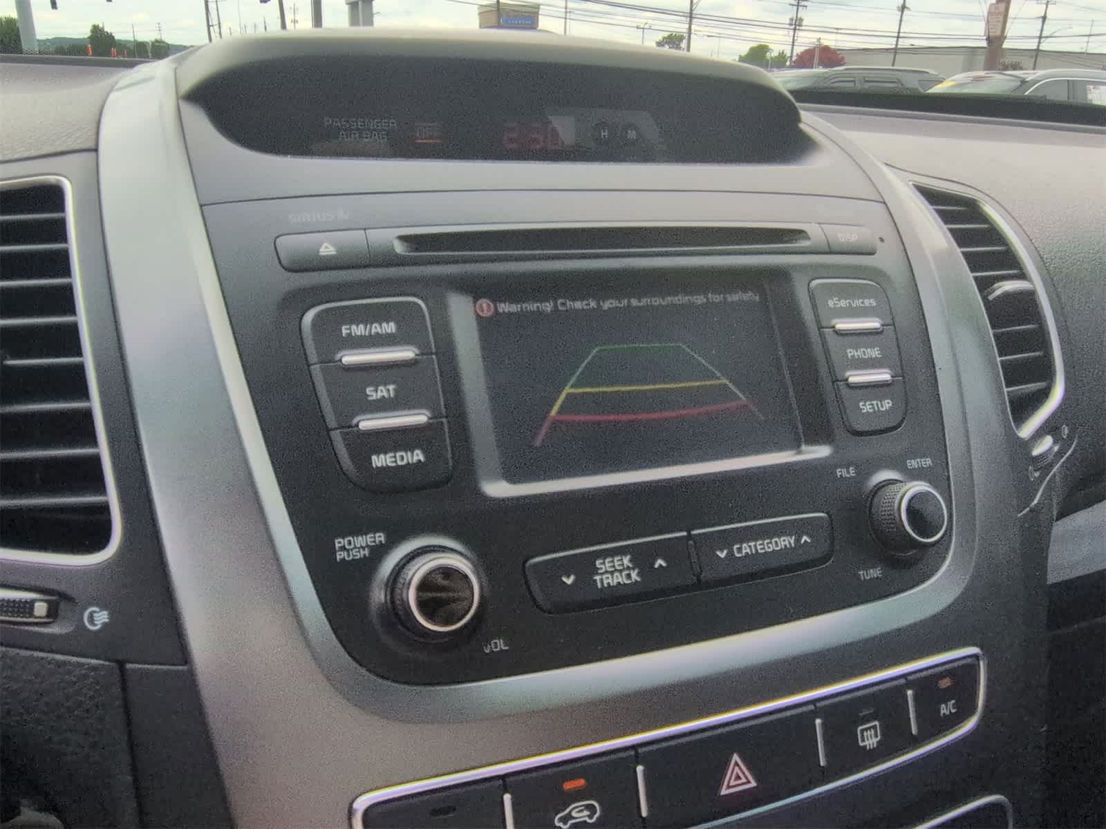Thumbnail: 2014 Kia Sorento - 28