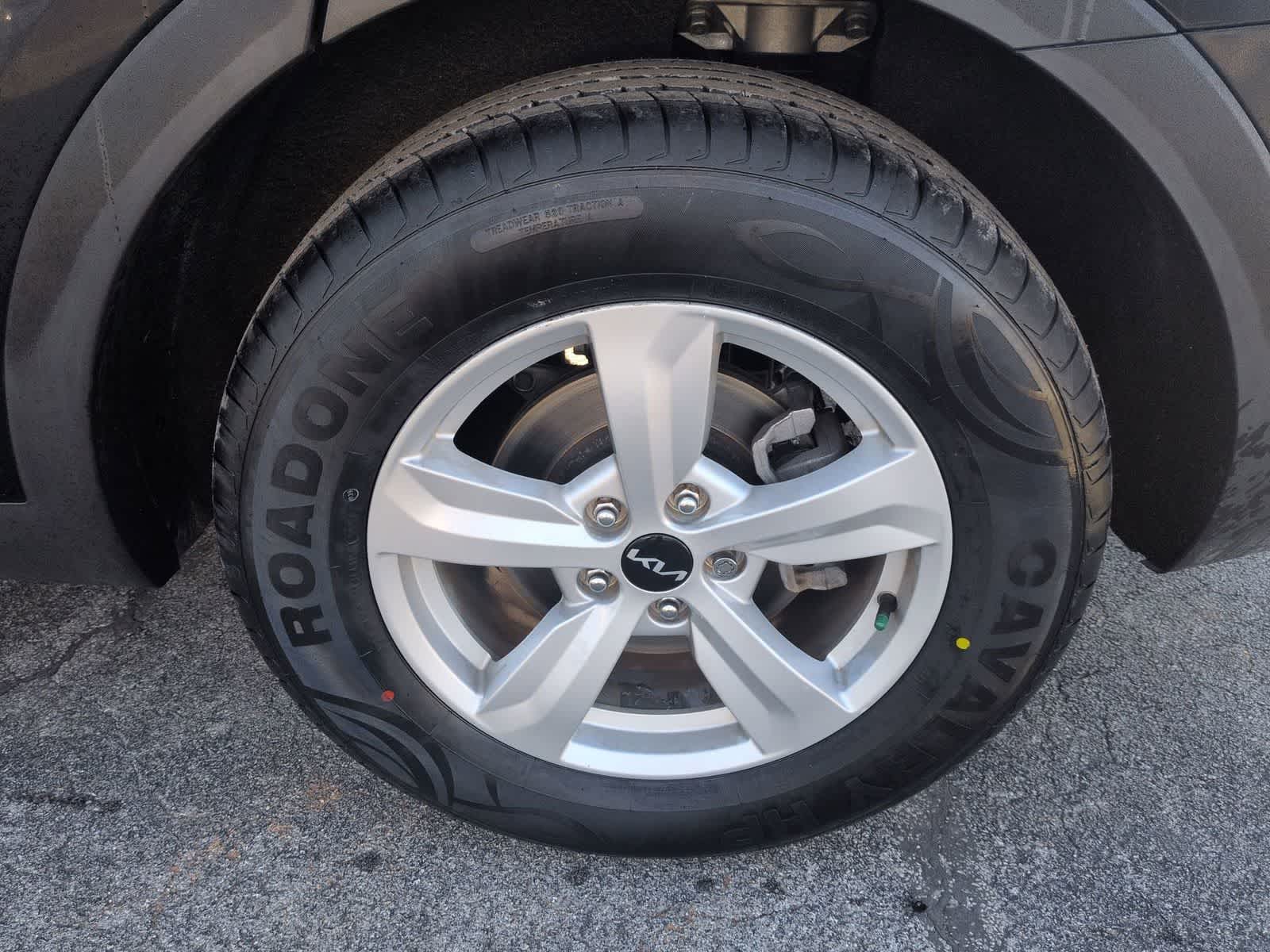 Thumbnail: 2022 Kia Sorento - 13