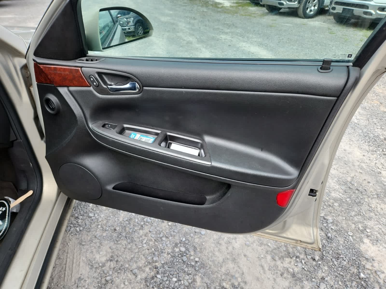 Thumbnail: 2008 Chevrolet Impala - 22