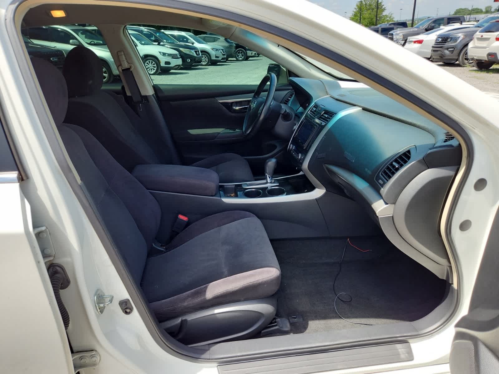 Thumbnail: 2013 Nissan Altima - 21