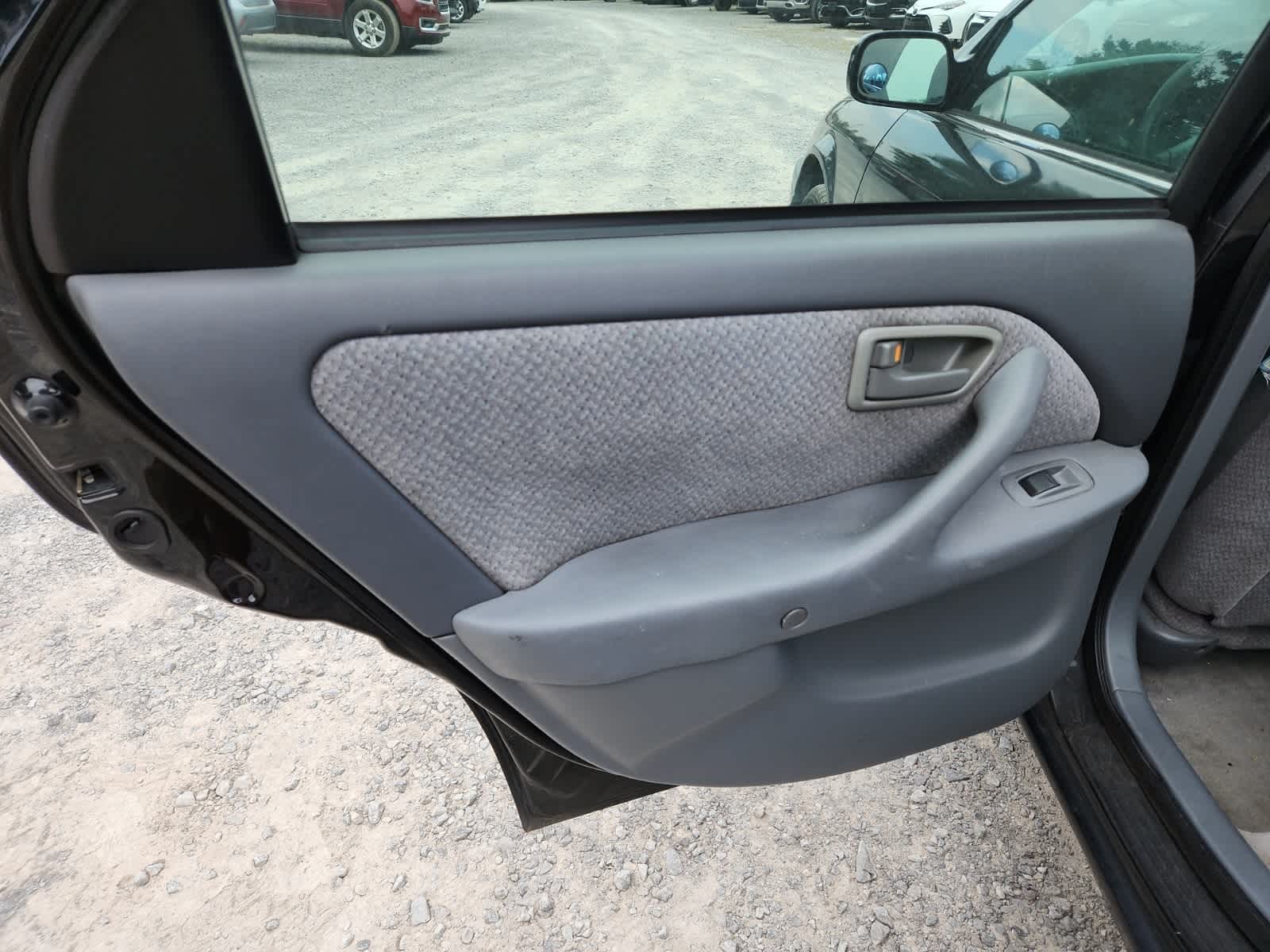 Thumbnail: 2000 Toyota Camry - 26