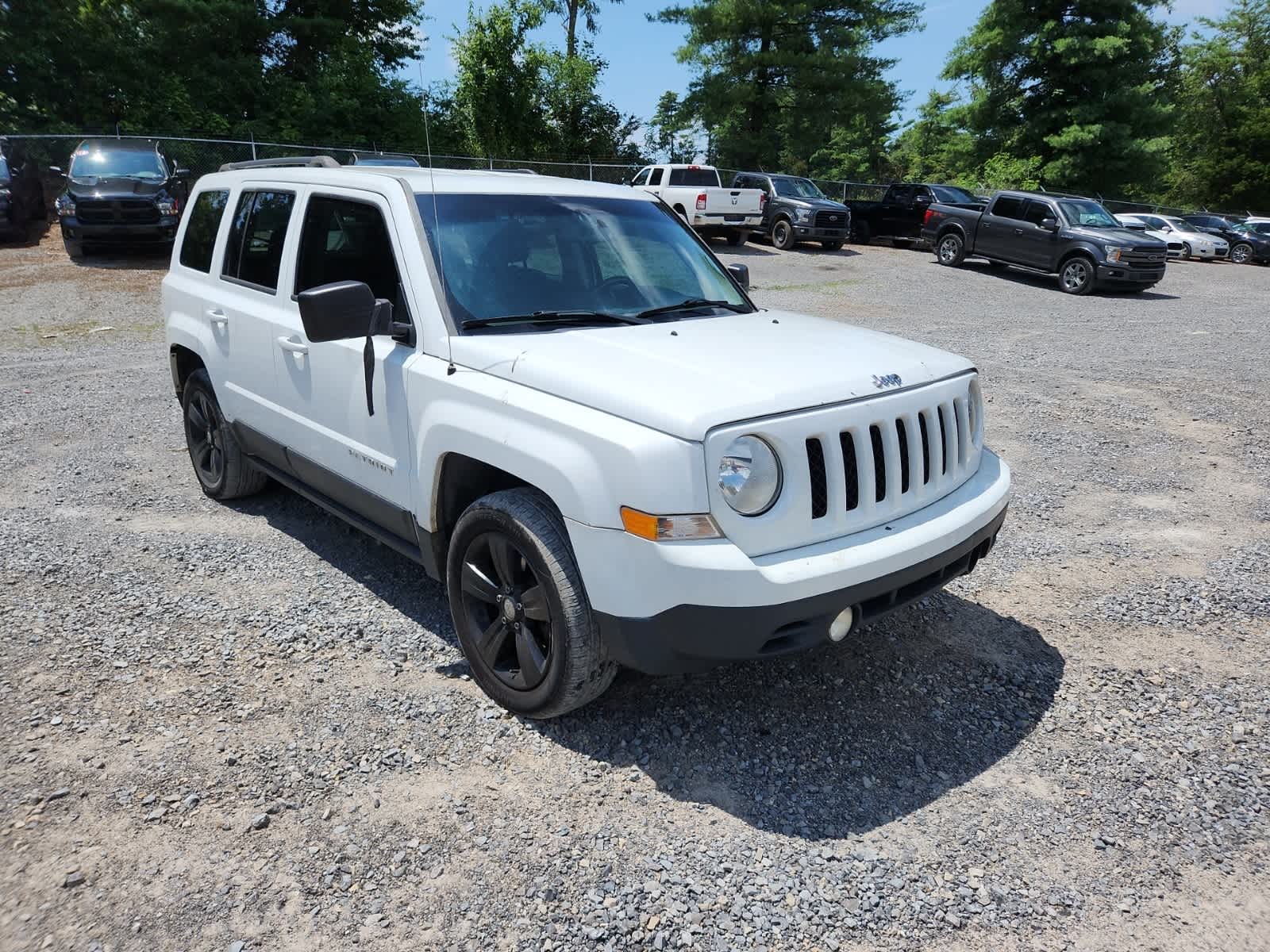 Thumbnail: 2015 Jeep Patriot - 7