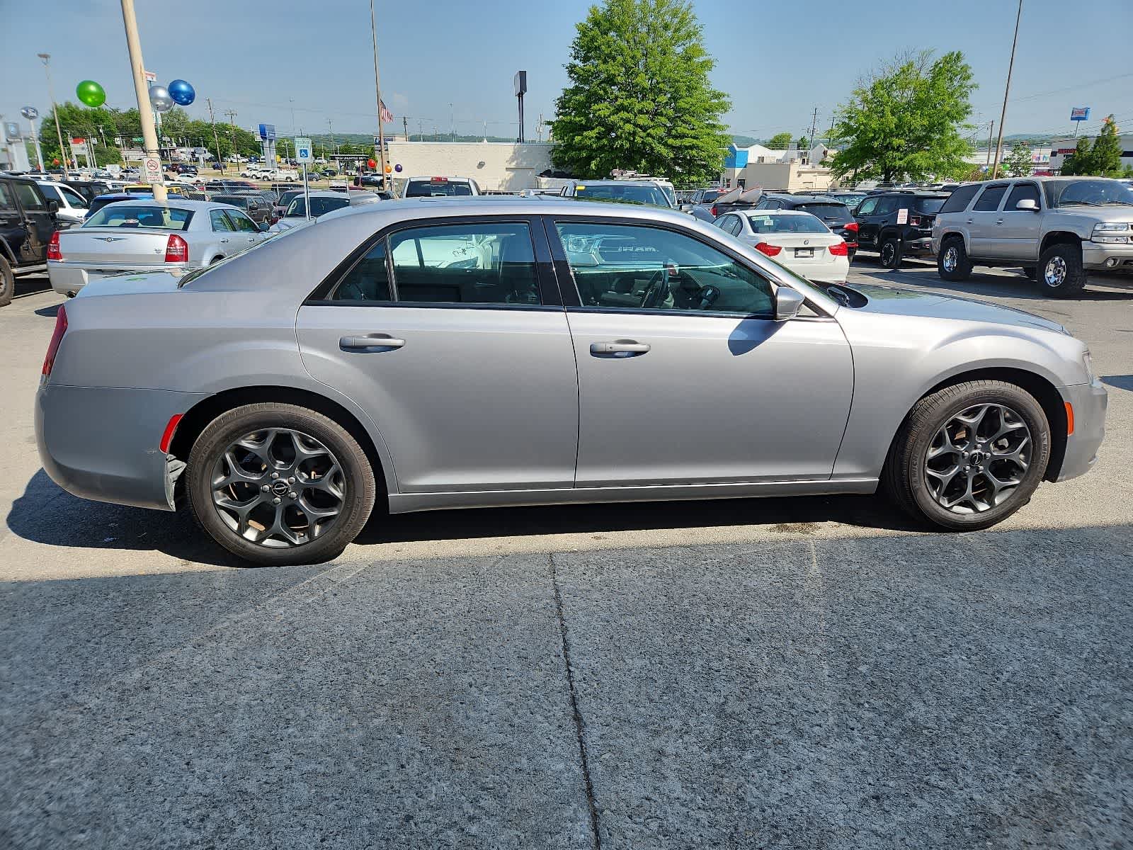 Thumbnail: 2015 Chrysler 300 - 6