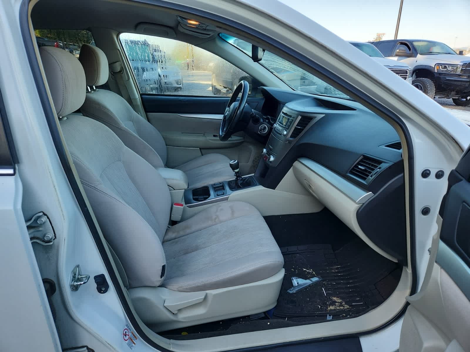 Thumbnail: 2013 Subaru Outback - 21