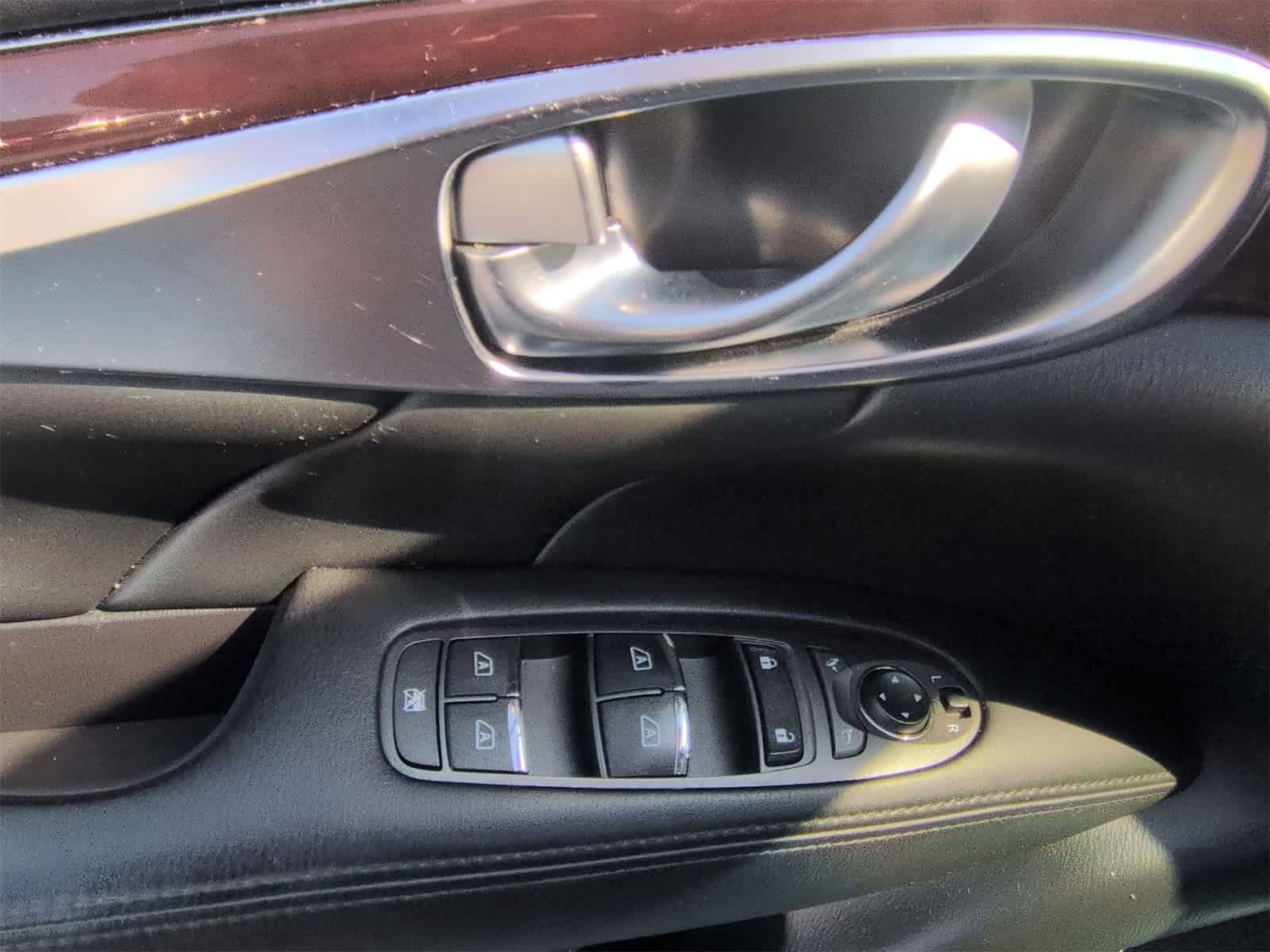 Thumbnail: 2017 INFINITI Q70 - 17