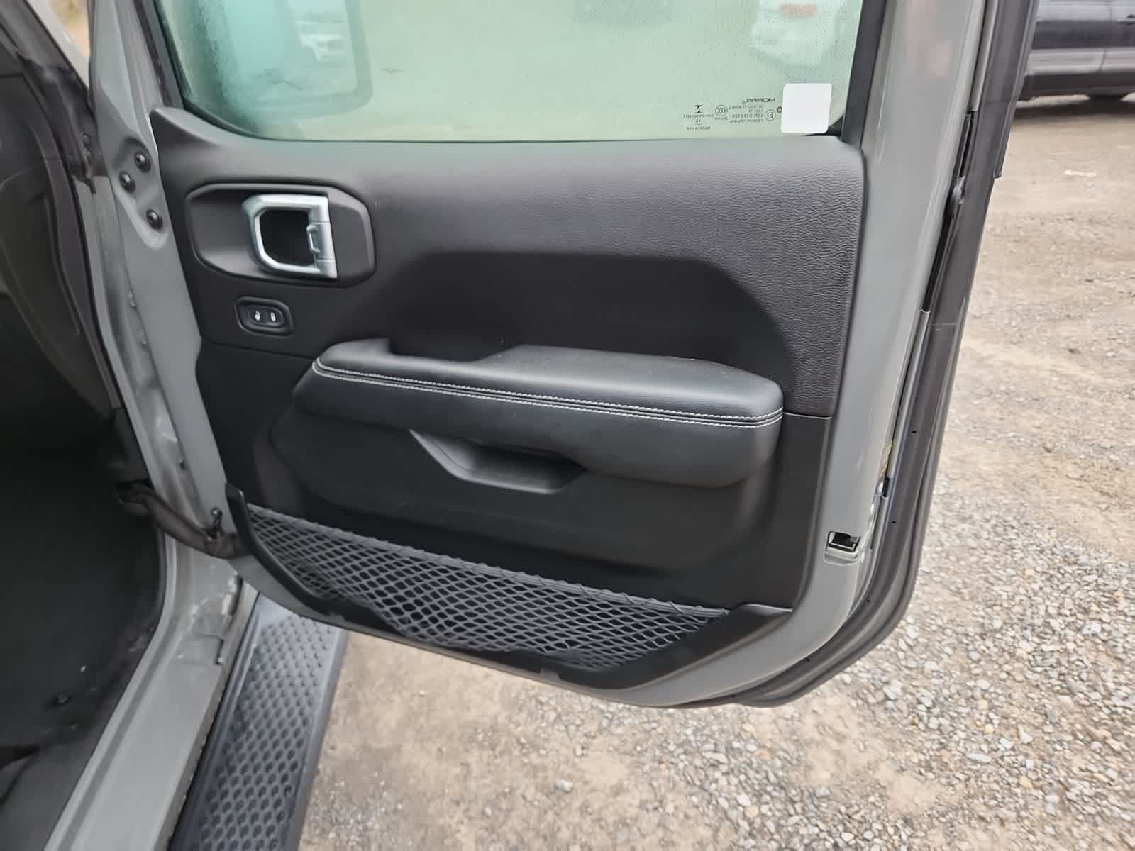 Thumbnail: 2019 Jeep Wrangler - 24