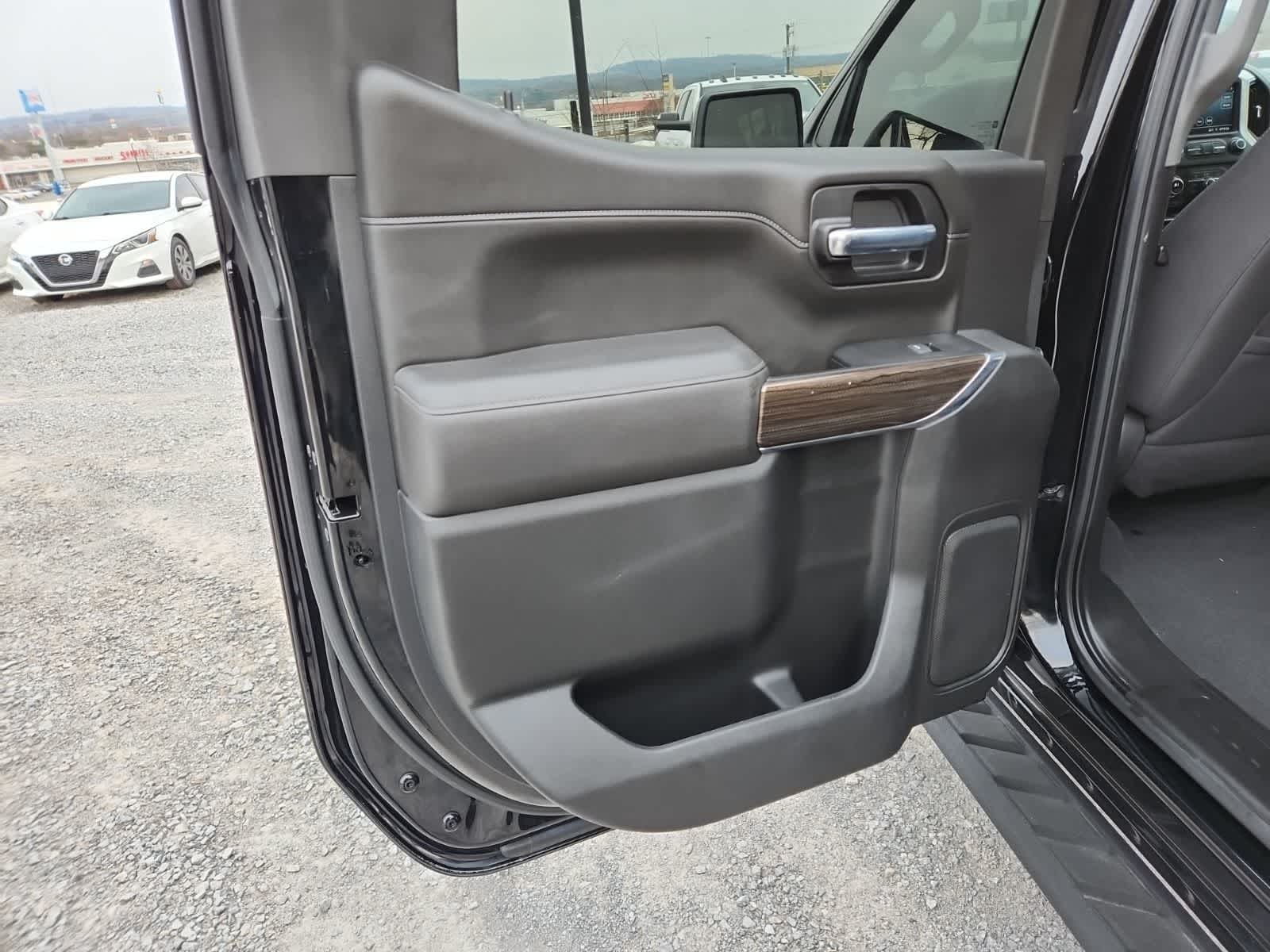 Thumbnail: 2022 Chevrolet Silverado 1500 - 26