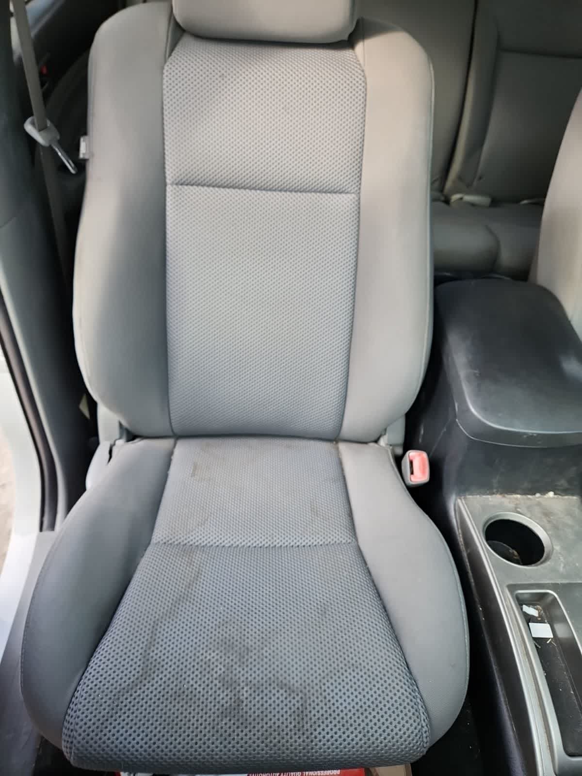 Thumbnail: 2012 Toyota Tacoma - 18