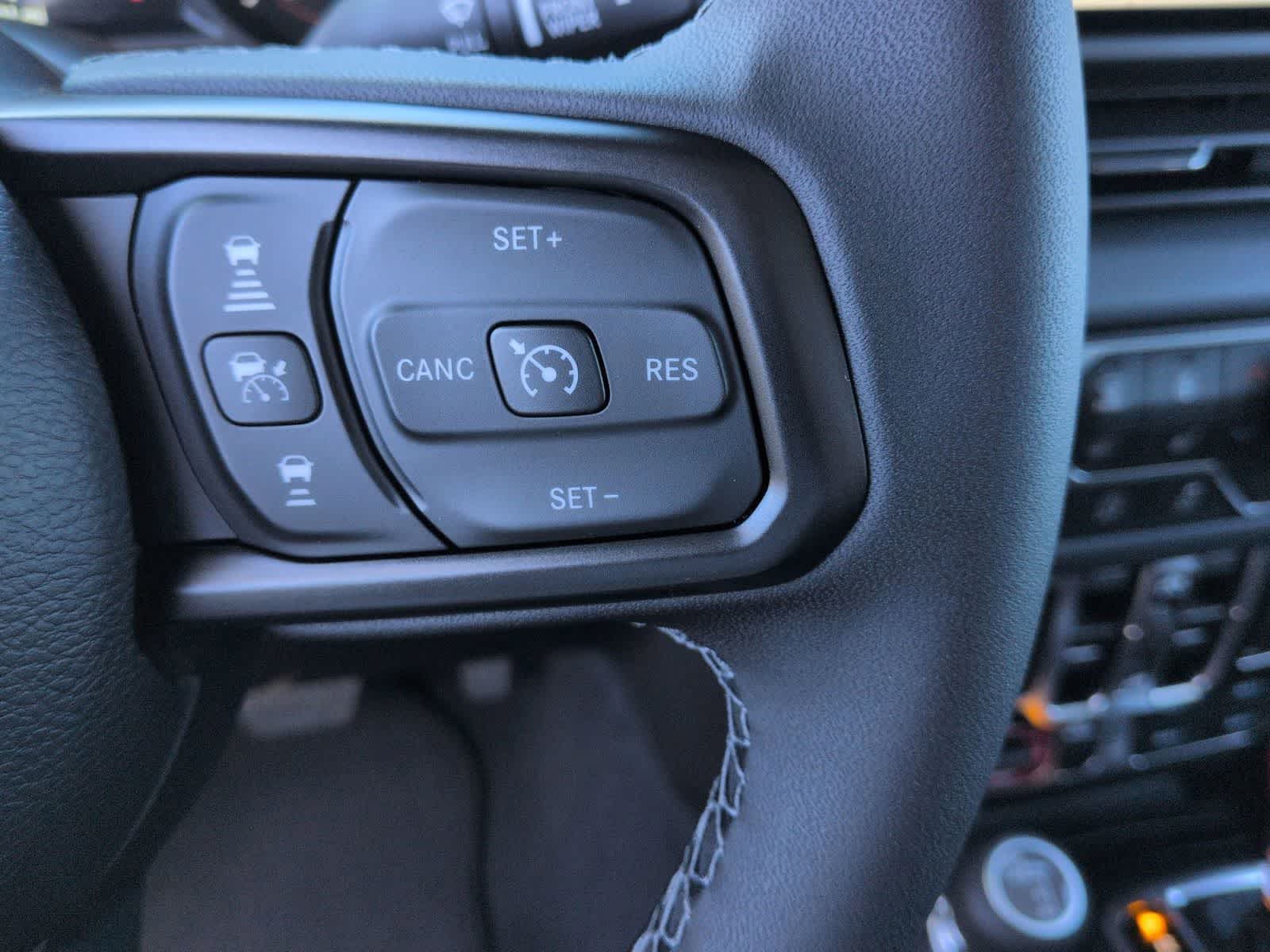 Thumbnail: 2026 Jeep Gladiator - 23