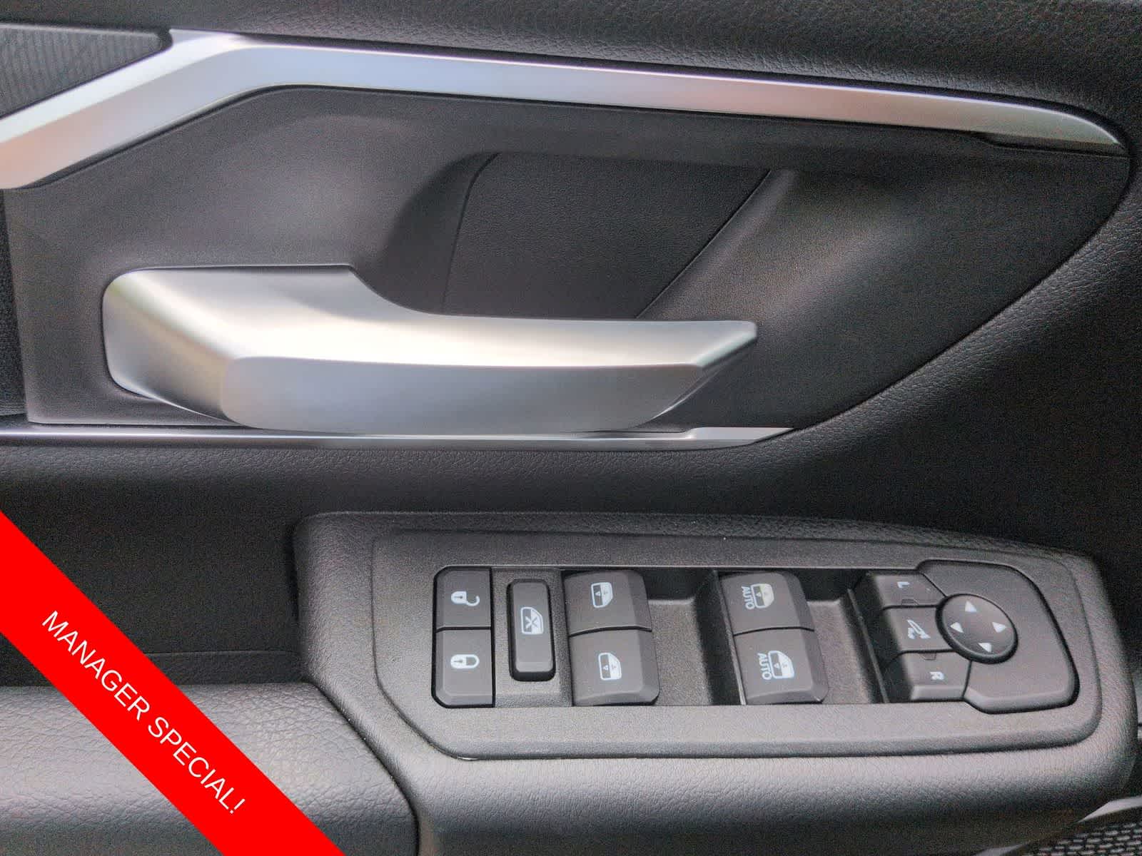 Thumbnail: 2026 RAM 1500 - 17