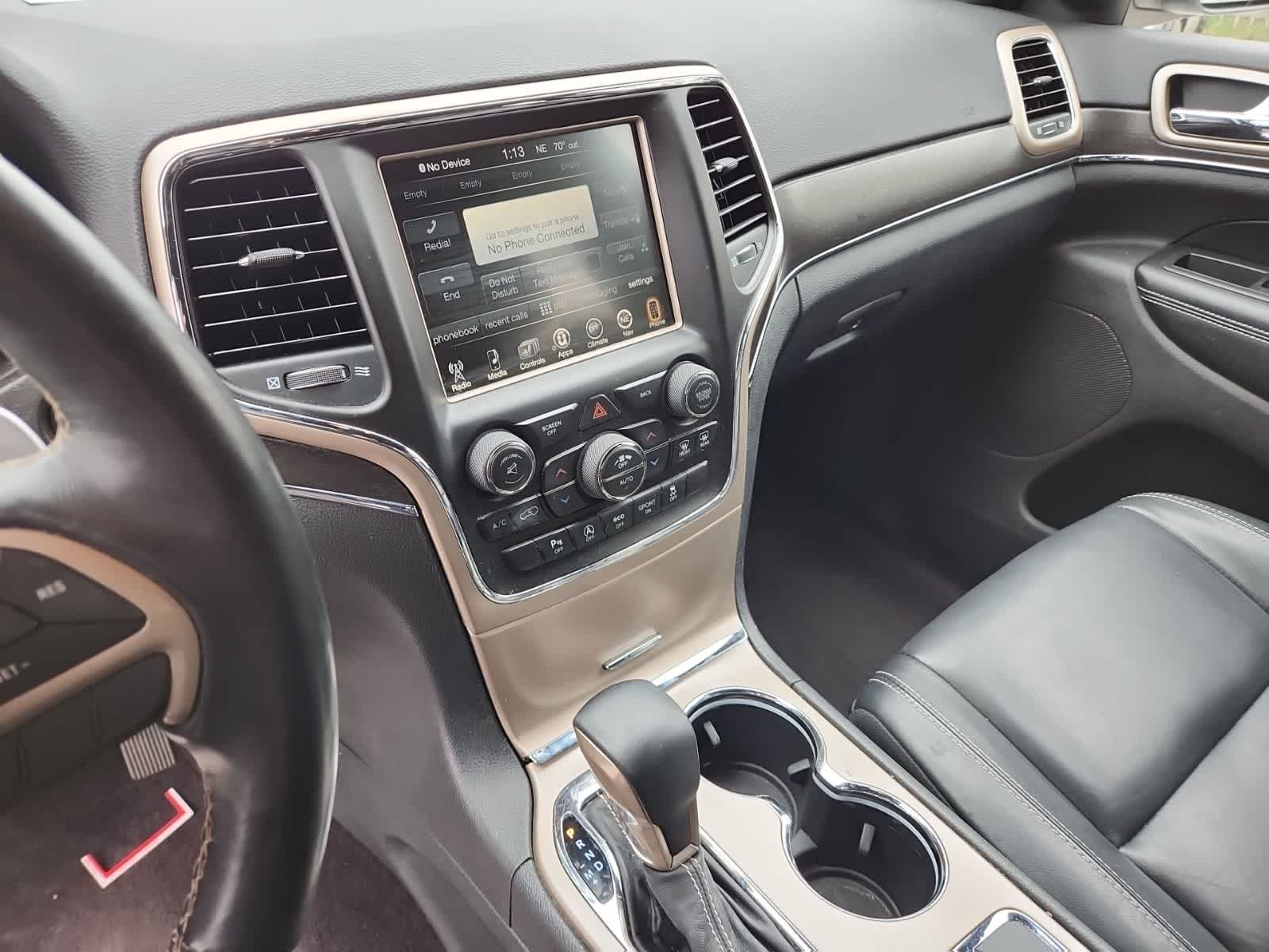 Thumbnail: 2017 Jeep Grand Cherokee - 10