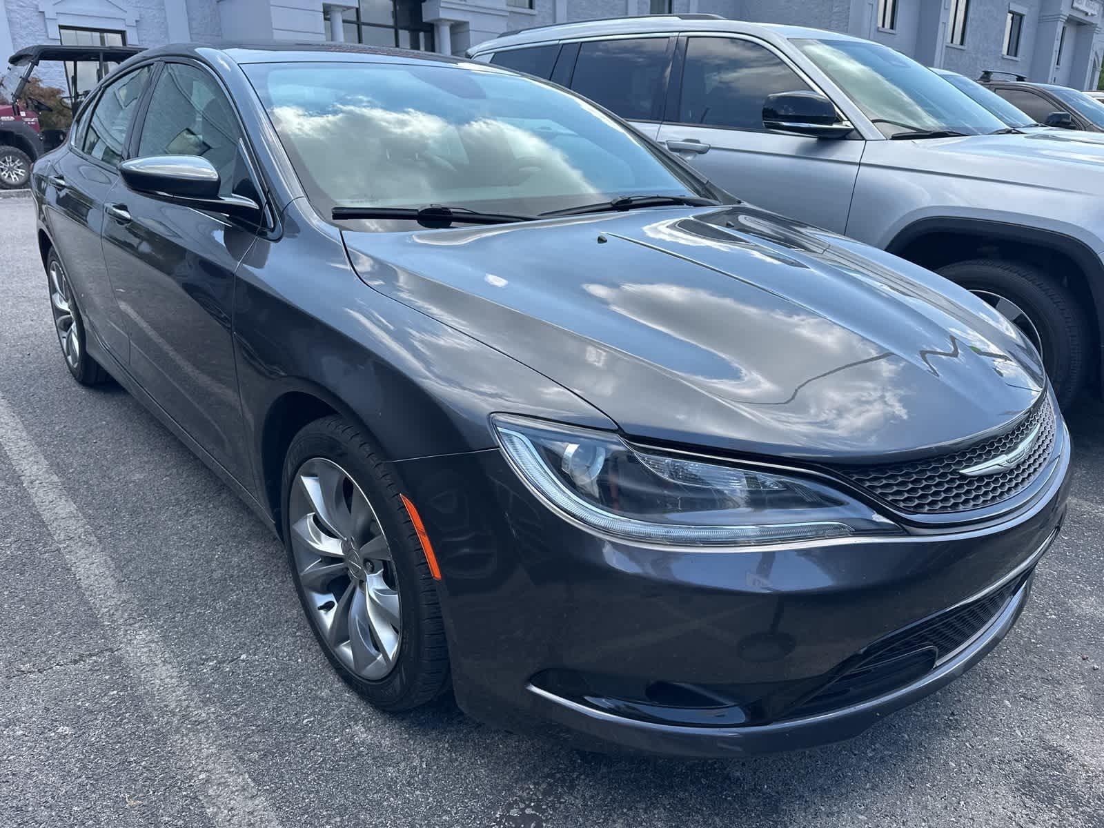 Thumbnail: 2016 Chrysler 200 - 2