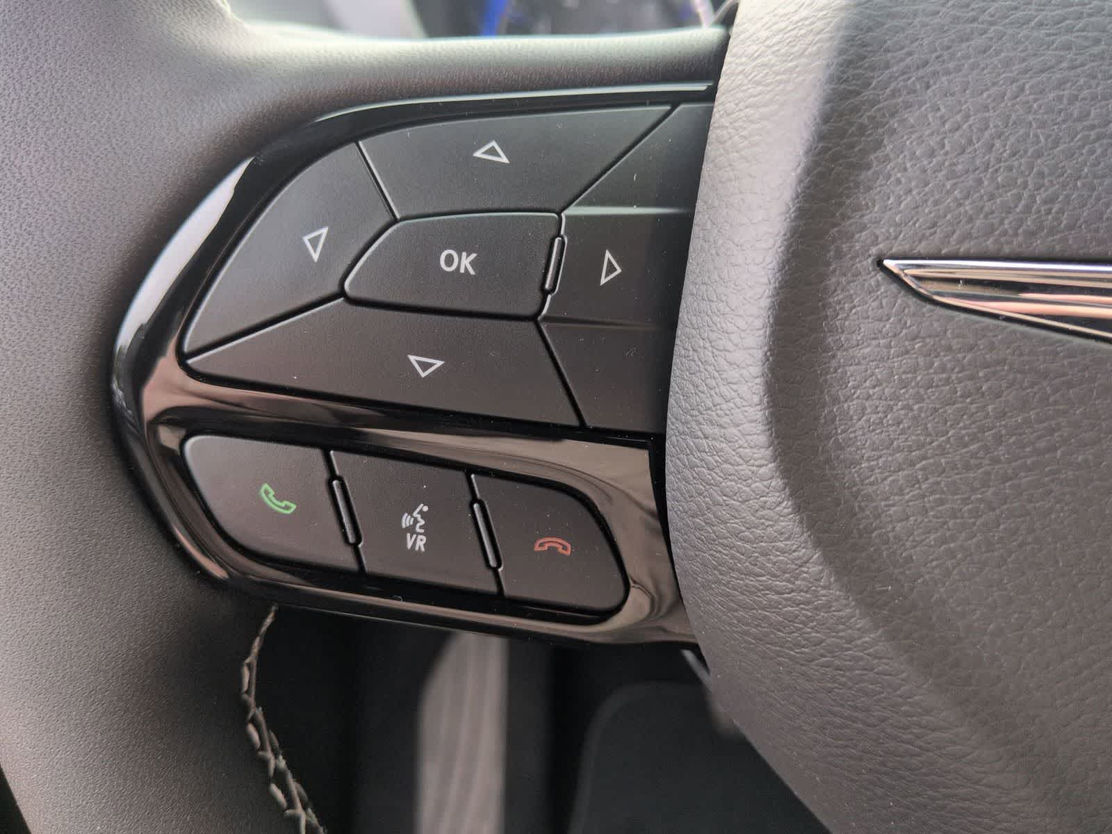 Thumbnail: 2026 Chrysler Pacifica - 17