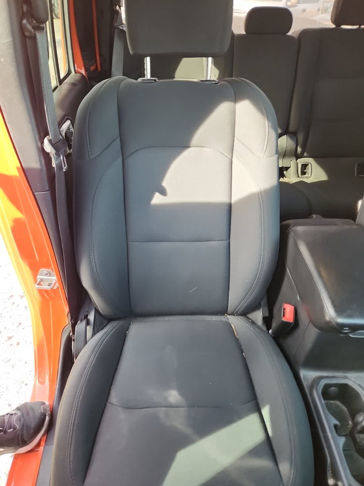 Thumbnail: 2020 Jeep Gladiator - 19