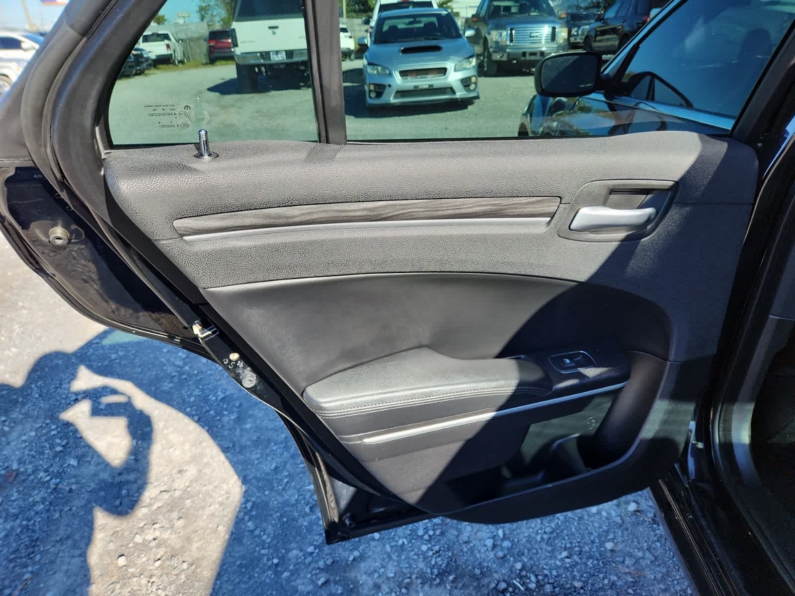 Thumbnail: 2019 Chrysler 300 - 27