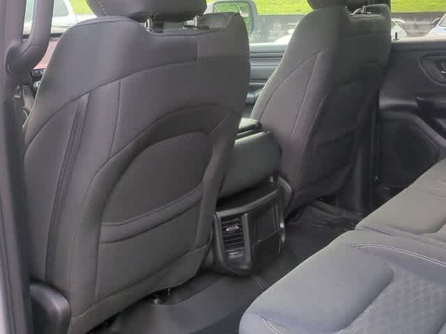 Thumbnail: 2025 RAM 1500 - 18