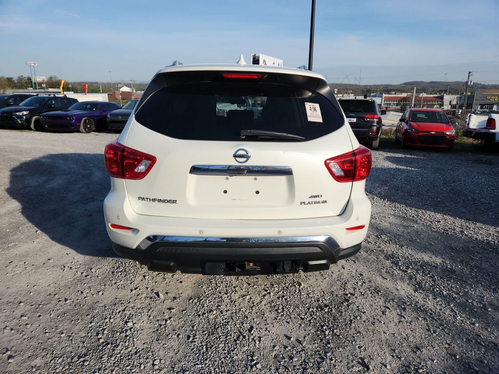 Thumbnail: 2019 Nissan Pathfinder - 4