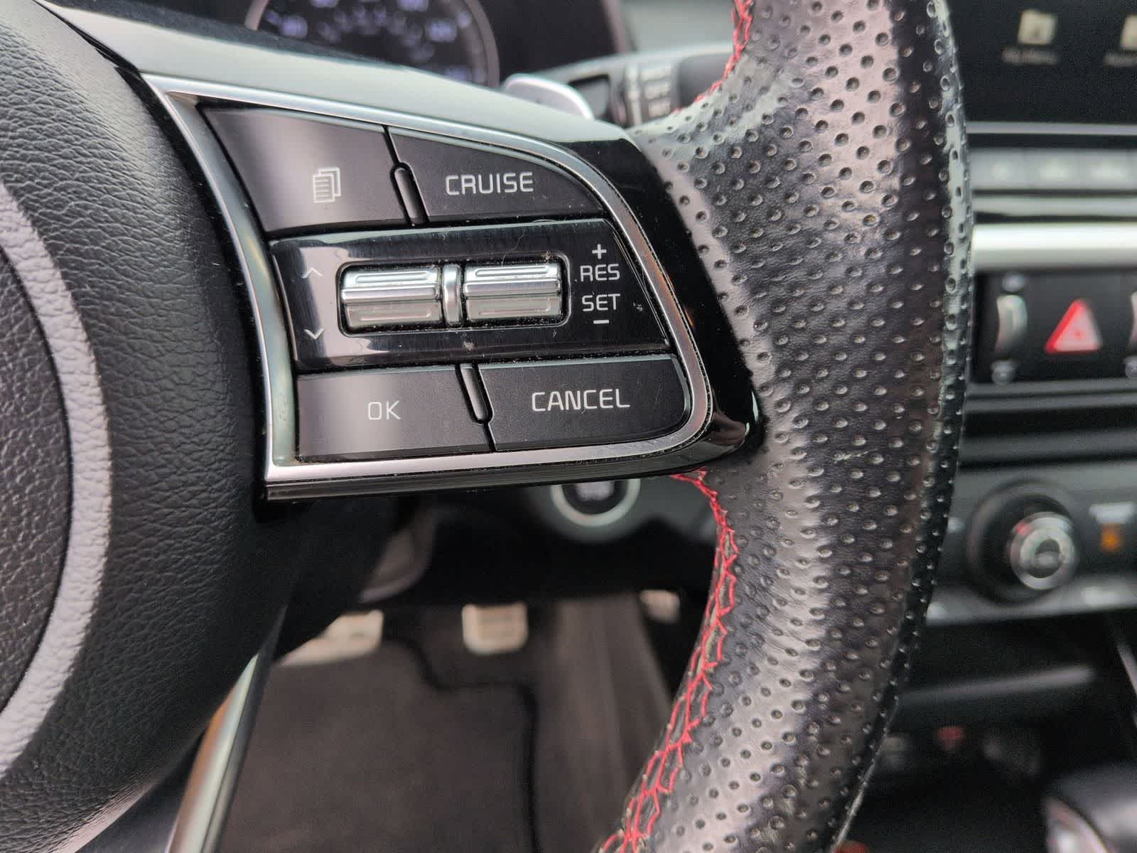 Thumbnail: 2020 Kia Forte - 23