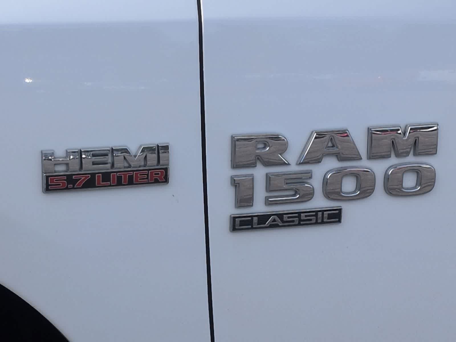 Thumbnail: 2022 RAM 1500 Classic - 13