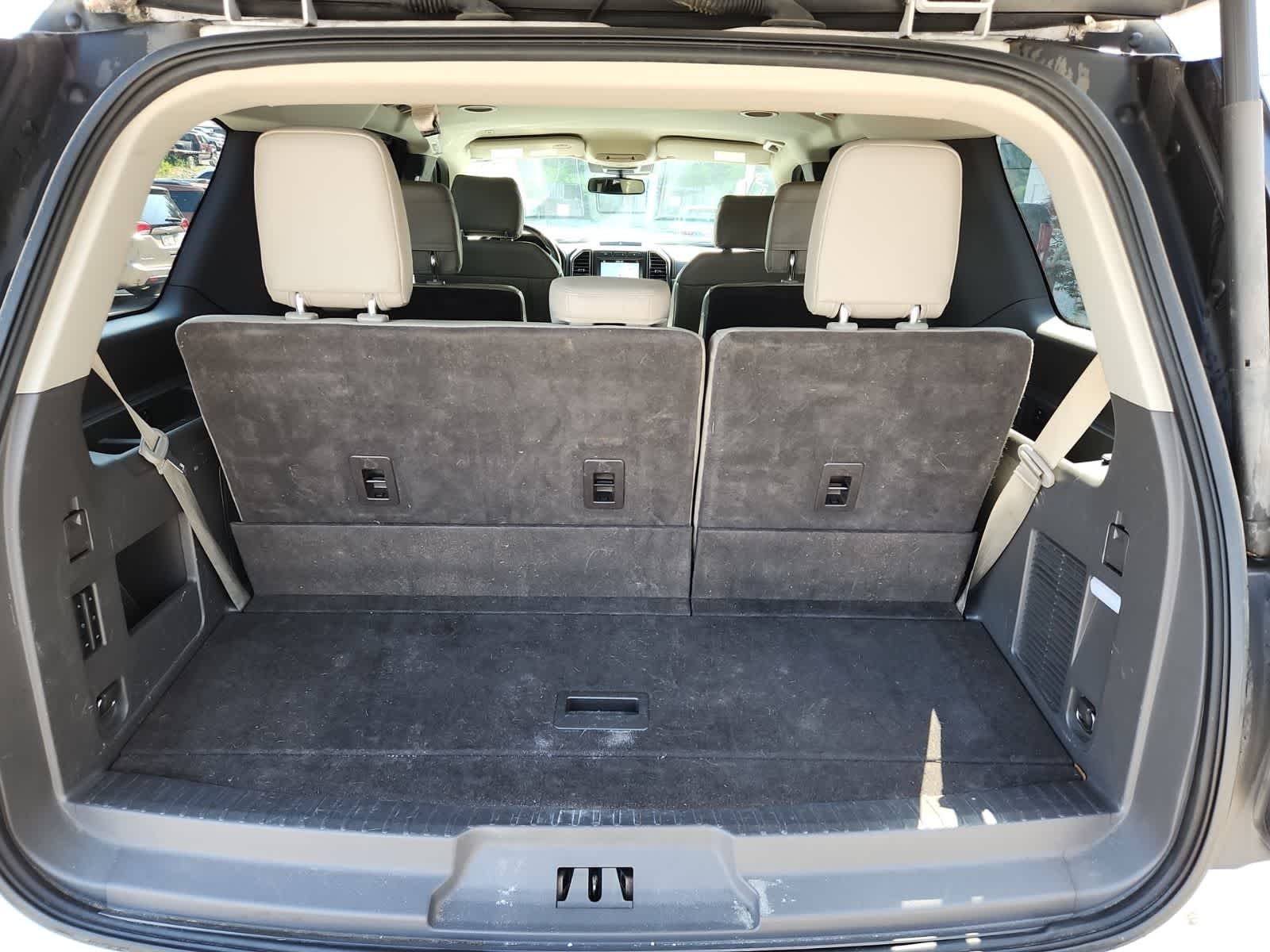 Thumbnail: 2019 Ford Expedition - 26