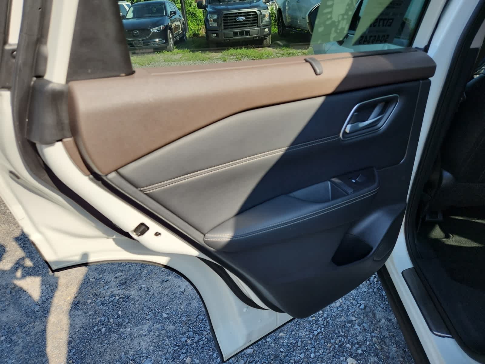 Thumbnail: 2021 Nissan Rogue - 27
