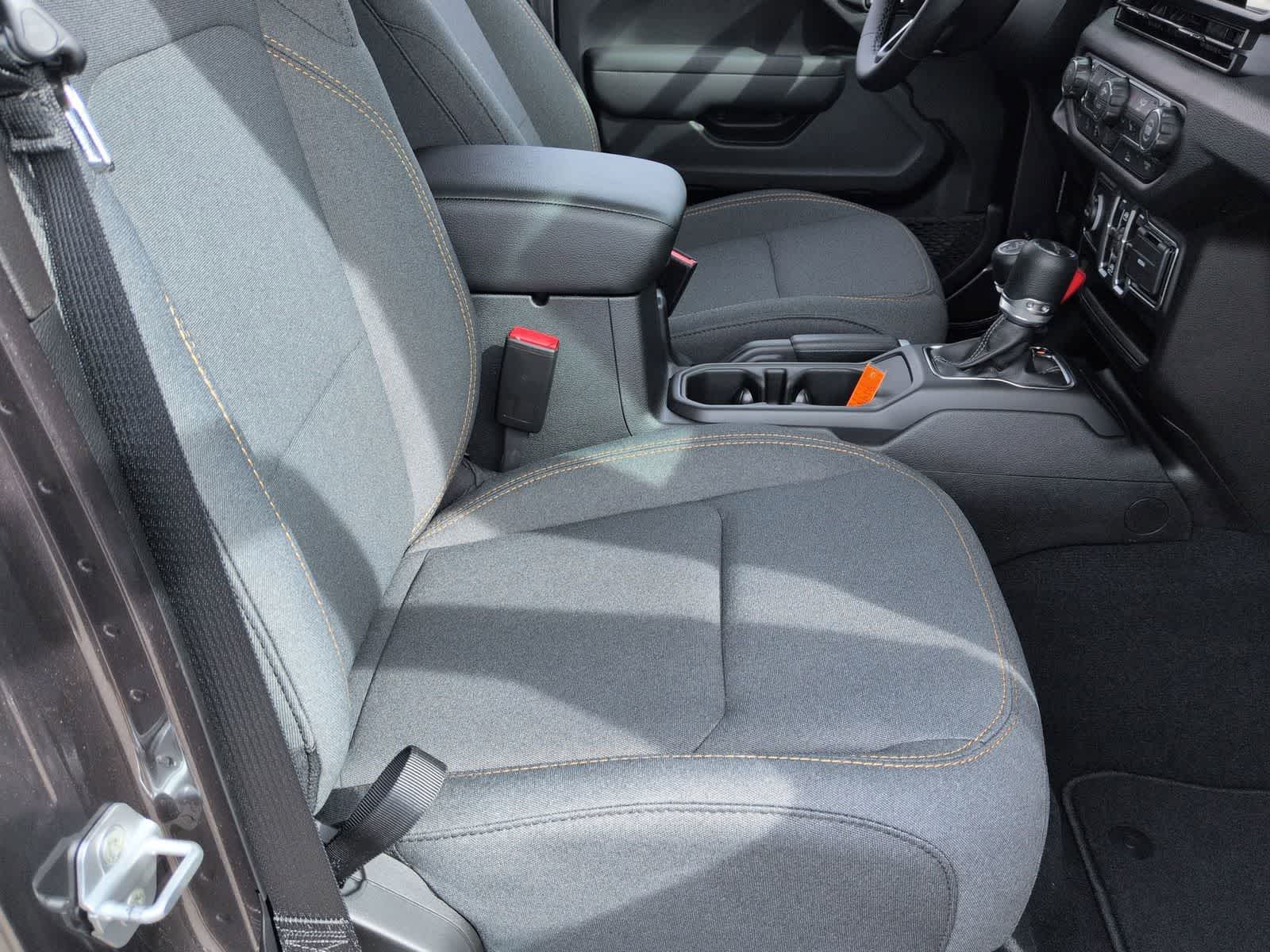 Thumbnail: 2026 Jeep Gladiator - 13