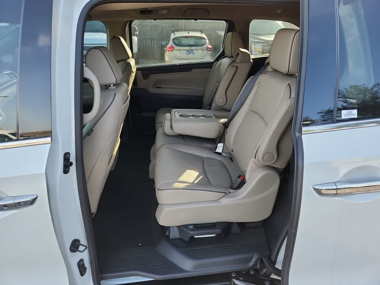 Thumbnail: 2023 Honda Odyssey - 26