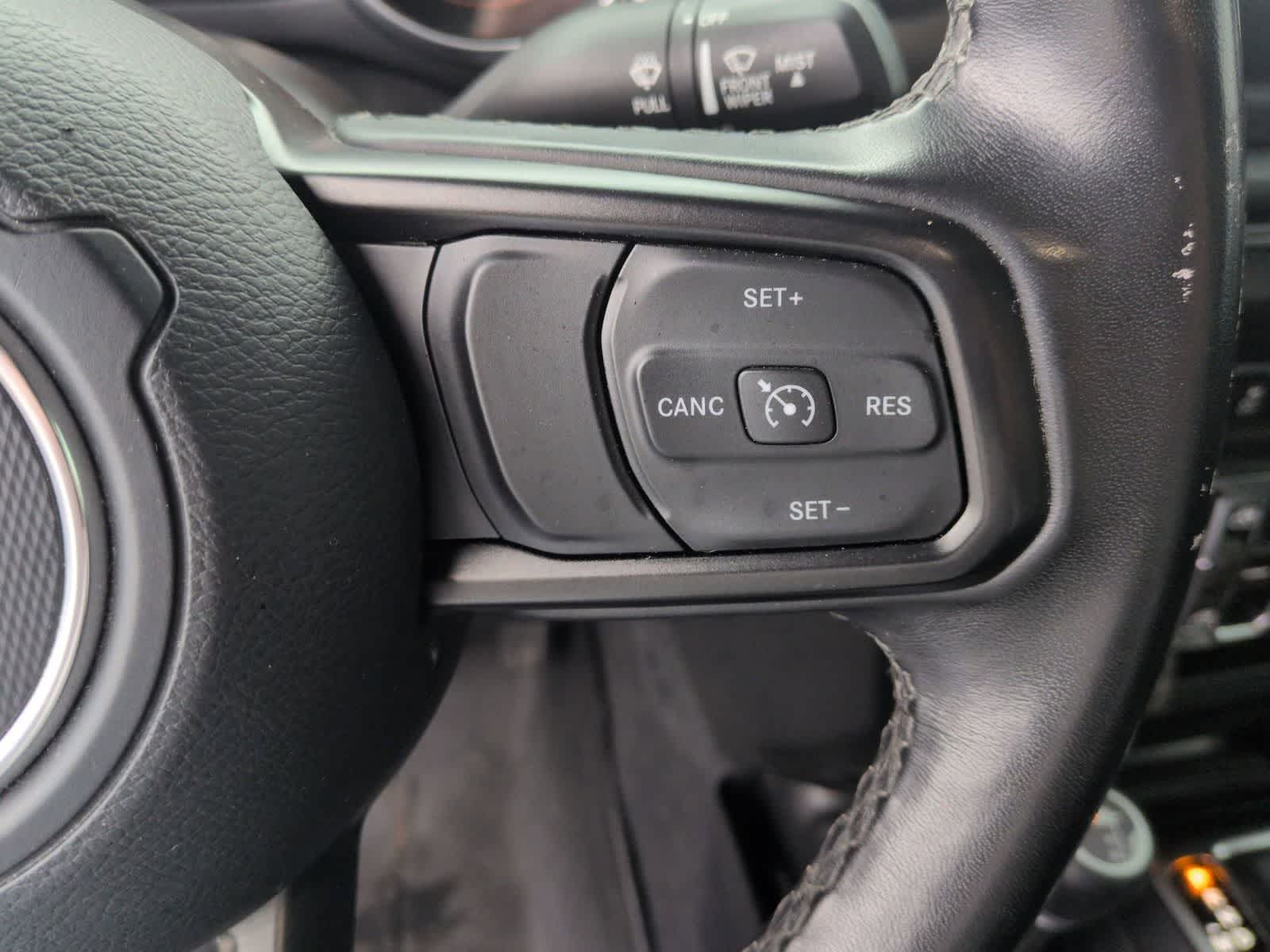 Thumbnail: 2020 Jeep Gladiator - 23