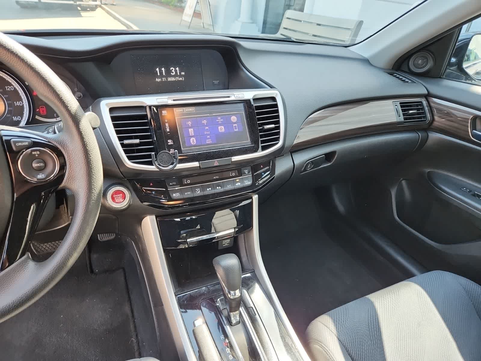 Thumbnail: 2016 Honda Accord - 10