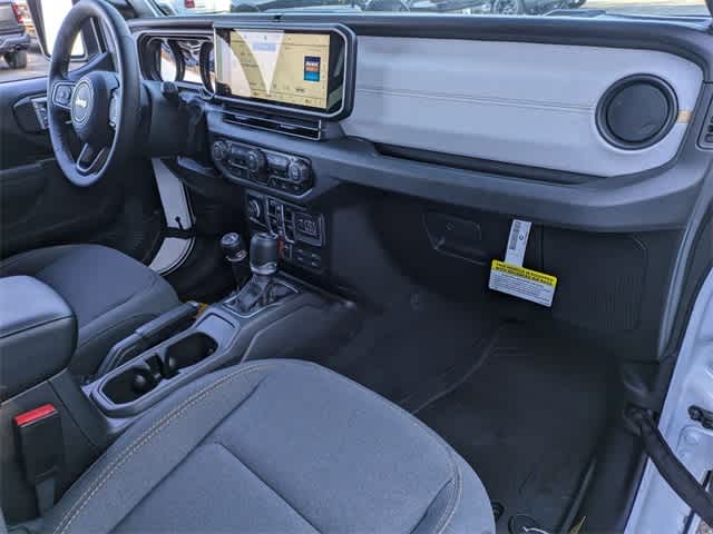 Thumbnail: 2025 Jeep Wrangler - 23