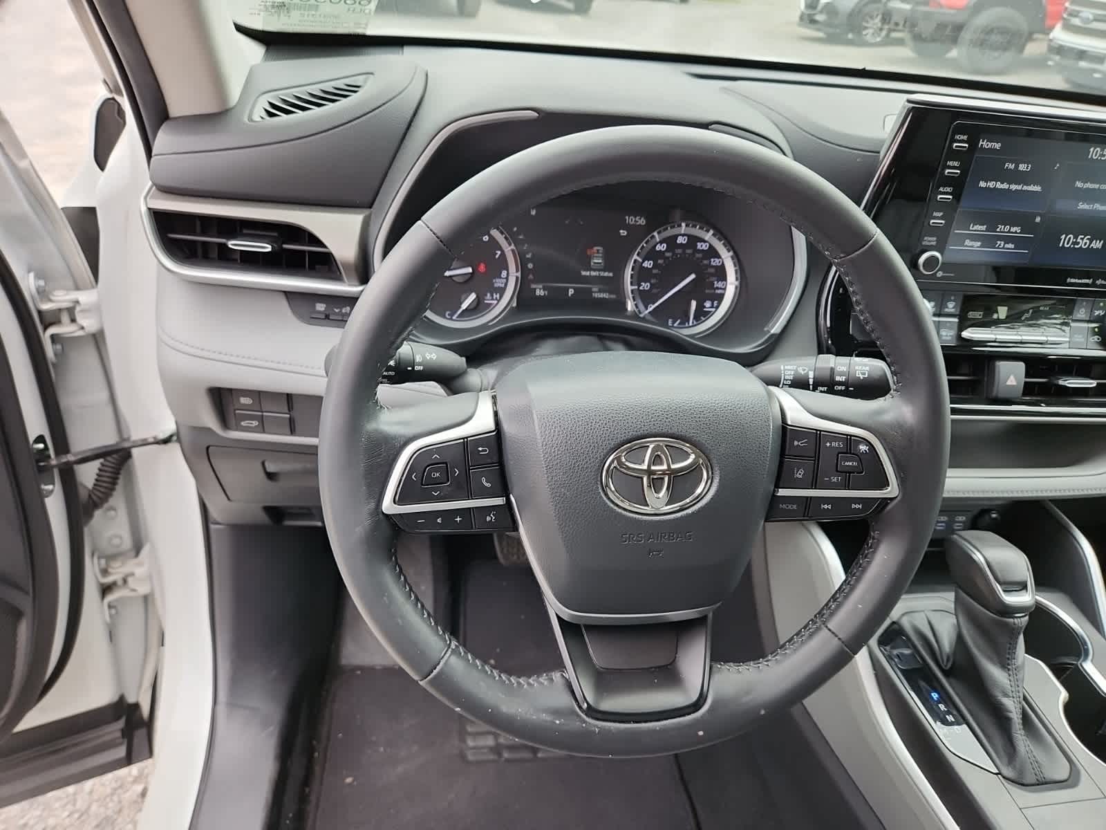 Thumbnail: 2022 Toyota Highlander - 12