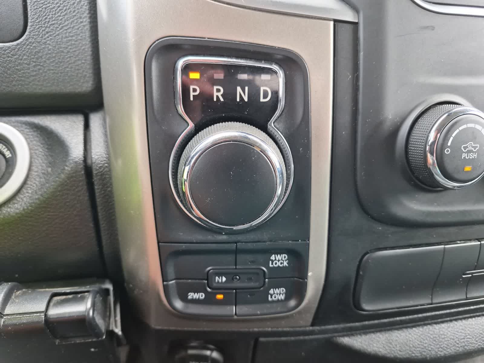 Thumbnail: 2019 RAM 1500 Classic - 29