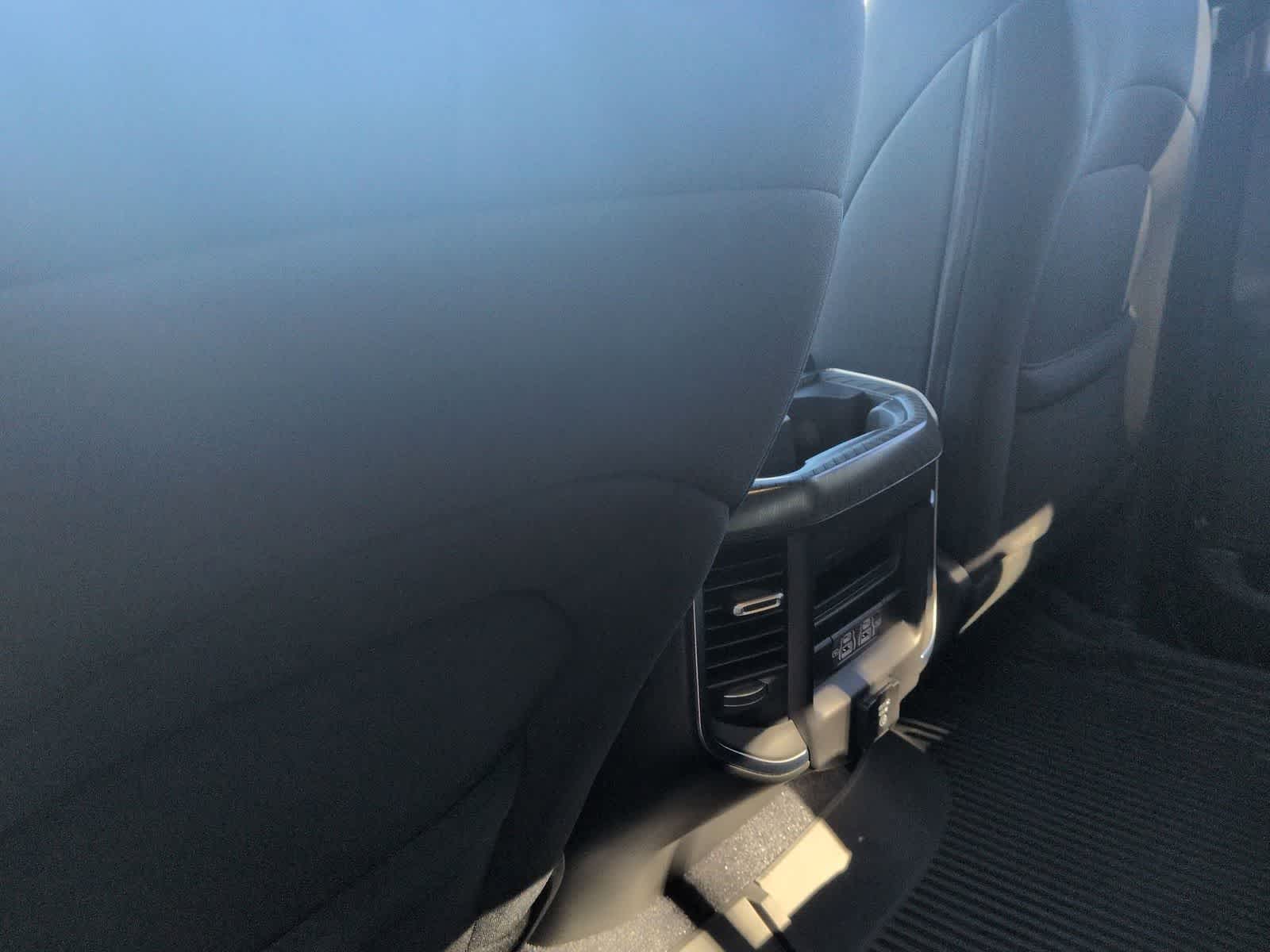 Thumbnail: 2026 RAM 1500 - 18