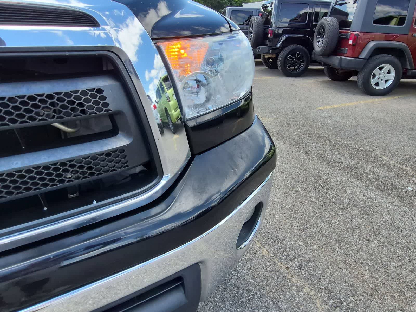 Thumbnail: 2010 Toyota Tundra - 9