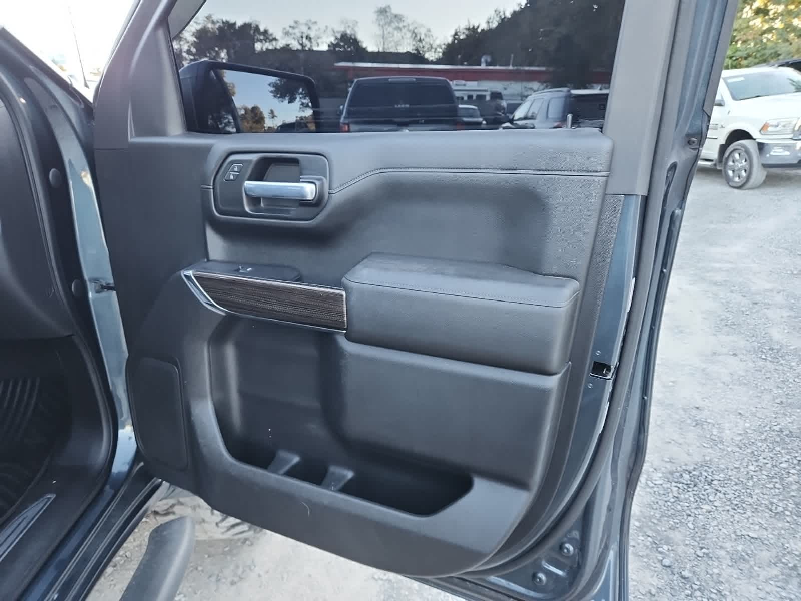 Thumbnail: 2021 Chevrolet Silverado 1500 - 22