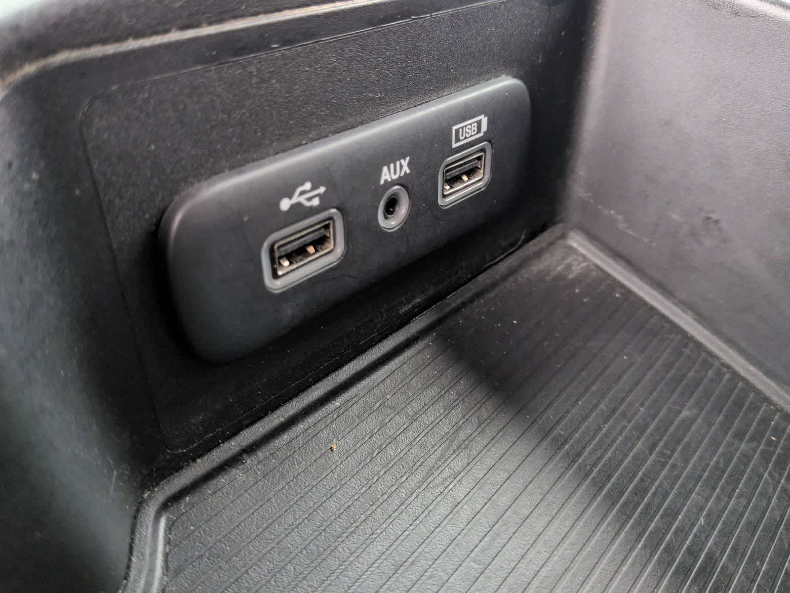 Thumbnail: 2021 RAM 1500 Classic - 28